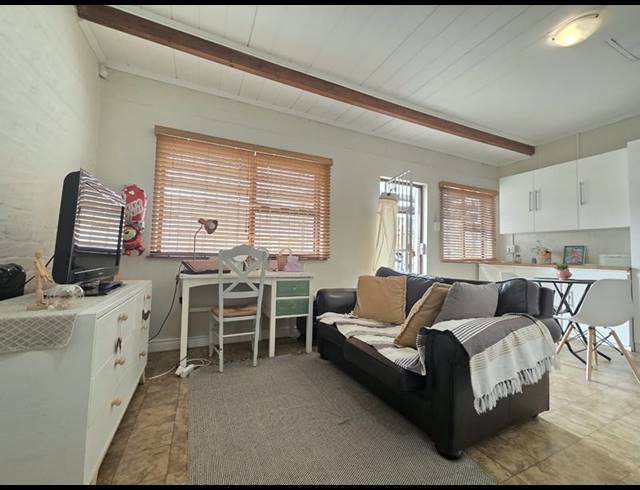 1 BEDROOM PROPERTY TO RENT IN STELLENBERG